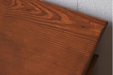 アンティーク家具　イギリスアンティーク　パイン材　上品なサイドキャビネット(サイドボード)