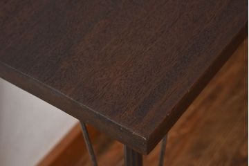  天板一枚板!古材をリメイクした鉄脚テーブル(2)