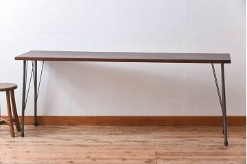  天板一枚板!古材をリメイクした鉄脚テーブル(2)