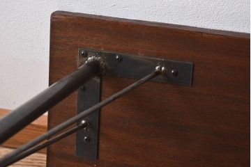  天板一枚板!古材をリメイクした鉄脚テーブル(2)