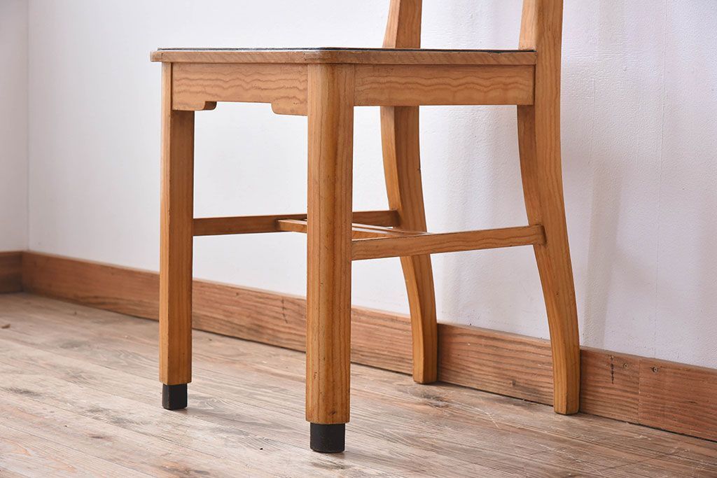 オランダ　ダイニングチェア　木製椅子　ヴィンテージ 1 ヴィンテージ スクールチェア 学校椅子 ダイニングチェア