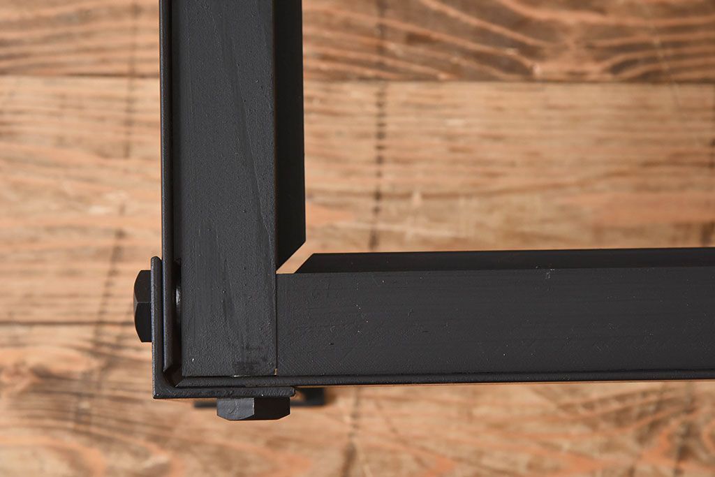 アンティーク家具　古民具・骨董　三尺　明治大正期　重厚な鉄脚付き!水屋箪笥サイドボード(1)