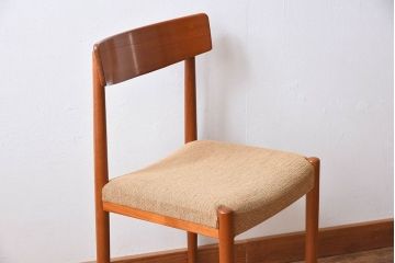 北欧家具　ビンテージ　スウェーデンTROEDS製　チーク材のチェア(ダイニングチェア)(1)