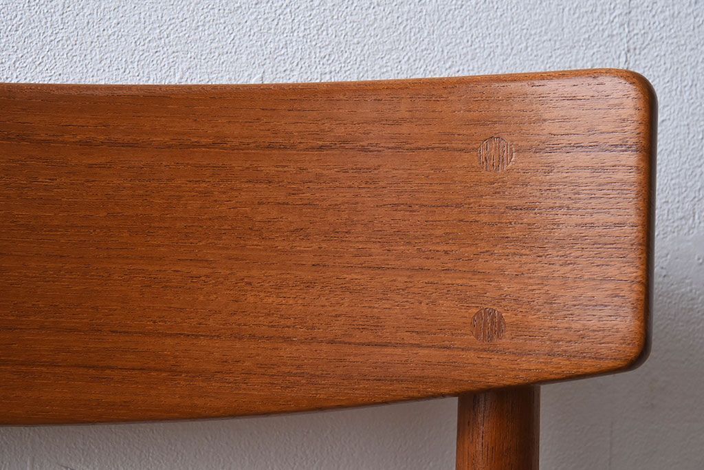 北欧家具　ビンテージ　スウェーデンTROEDS製　チーク材のチェア(ダイニングチェア)(2)