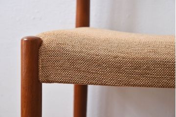北欧家具　ビンテージ　スウェーデンTROEDS製　チーク材のチェア(ダイニングチェア)(3)