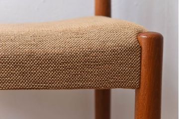 ヴィンテージ家具　北欧ビンテージ　スウェーデンTROEDS製　チーク材のチェア(ダイニングチェア)(1)