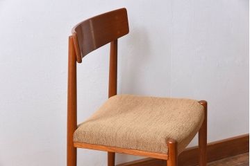 ヴィンテージ家具　北欧ビンテージ　スウェーデンTROEDS製　チーク材のチェア(ダイニングチェア)(3)