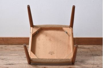 ヴィンテージ家具　北欧ビンテージ　スウェーデンTROEDS製　チーク材のチェア(ダイニングチェア)(3)