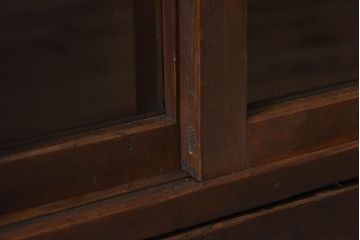 アンティーク家具　大正期　古い檜材の小ぶりでシンプルなアンティーク収納棚