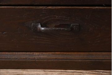 アンティーク家具　大正期　古い檜材の小ぶりでシンプルなアンティーク収納棚