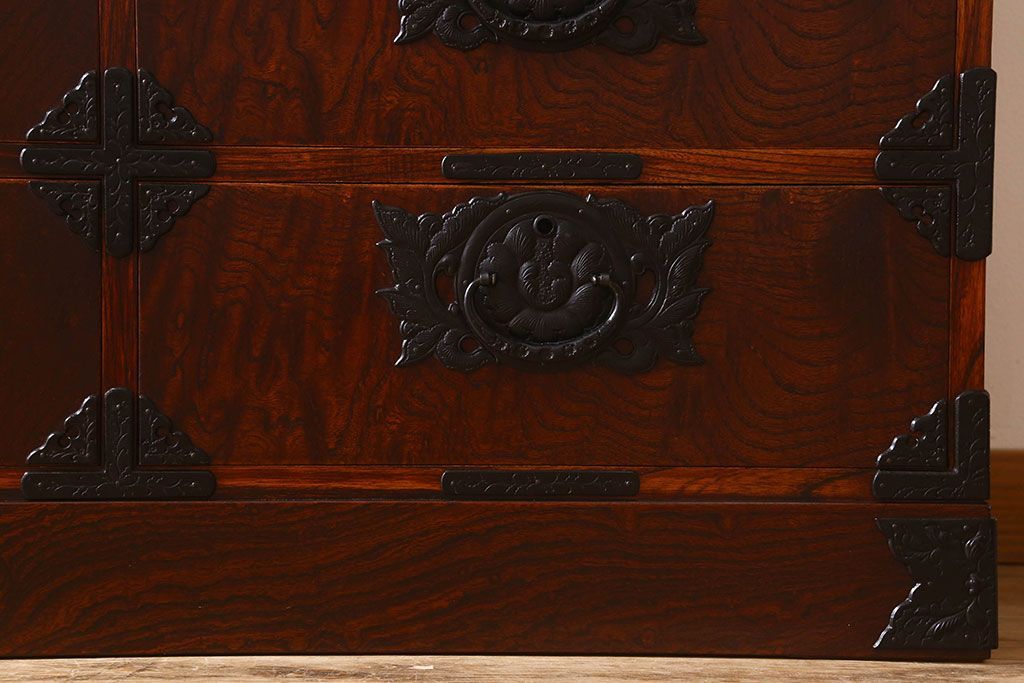 中古　岩谷堂箪笥　別注　白鳥2号総抽(衣装箪笥)(定価約65万円)