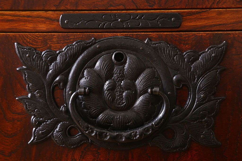 中古　岩谷堂箪笥　別注　白鳥2号総抽(衣装箪笥)(定価約65万円)