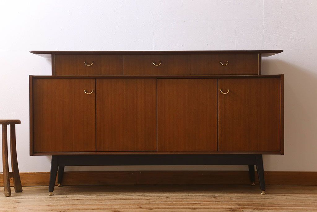 ヴィンテージ家具　G-PLAN　北欧ビンテージ　BBシリーズ　サイドボード(サイドキャビネット)(3)