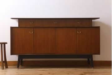 ヴィンテージ家具　G-PLAN　北欧ビンテージ　BBシリーズ　サイドボード(サイドキャビネット)(3)