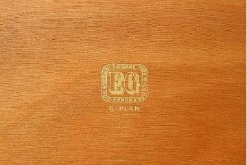 ヴィンテージ家具　G-PLAN　北欧ビンテージ　BBシリーズ　サイドボード(サイドキャビネット)(3)