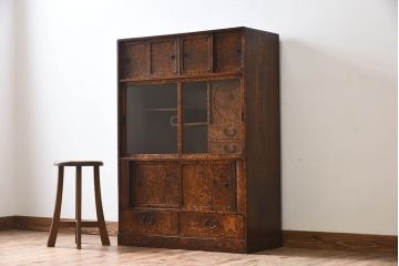 アンティーク家具　 玉杢　タモ材製!上質なアンティーク茶箪笥