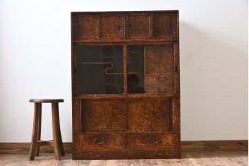 アンティーク家具　 玉杢　タモ材製!上質なアンティーク茶箪笥