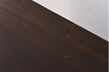 アンティーク家具　鉄脚付き!味のある古い桐材製の箪笥ローボード(衣装箪笥)