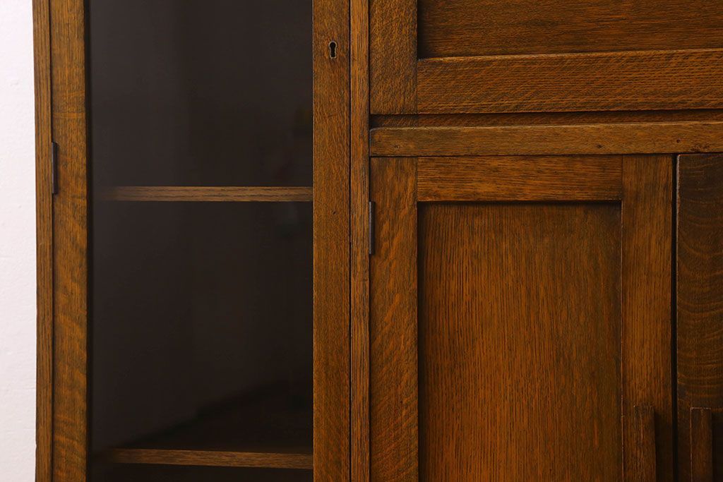 英国アンティーク家具　ビューローブックケース　オーク材