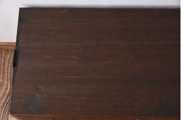 アンティーク家具　味のある古い桐材製の箪笥ローボード(衣装箪笥)