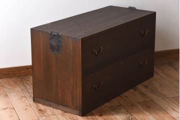 アンティーク家具　味のある古い桐材製の箪笥ローボード(衣装箪笥)