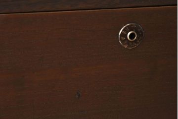 アンティーク家具　味のある古い桐材製の箪笥ローボード(衣装箪笥)