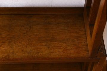 アンティーク家具　イギリスアンティーク　おしゃれなブックシェルフ オーク材