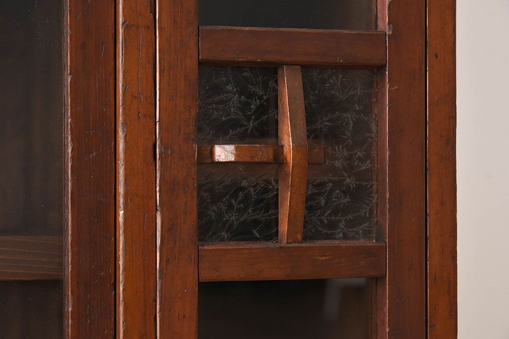アンティーク家具　古い木のガラス引き戸収納棚　和製アンティーク
