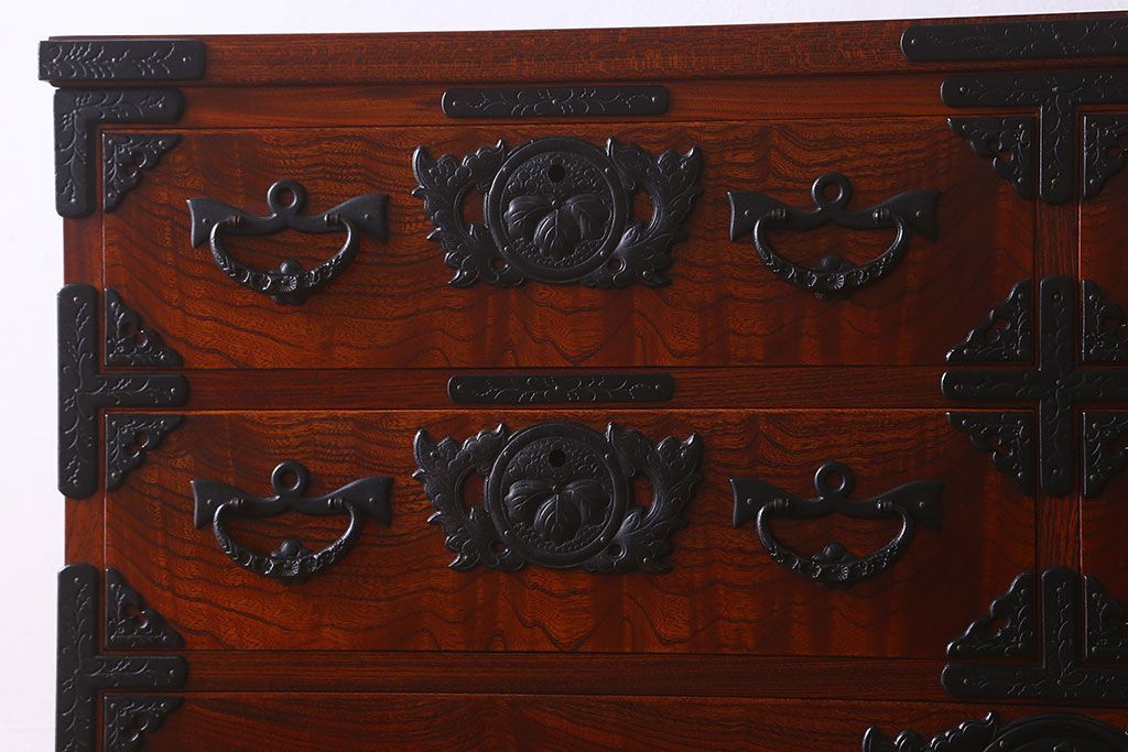 中古 伝統民芸家具 岩谷堂 衣装箪笥(2)