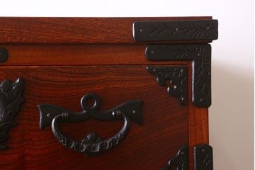 中古 伝統民芸家具 岩谷堂 衣装箪笥(2)