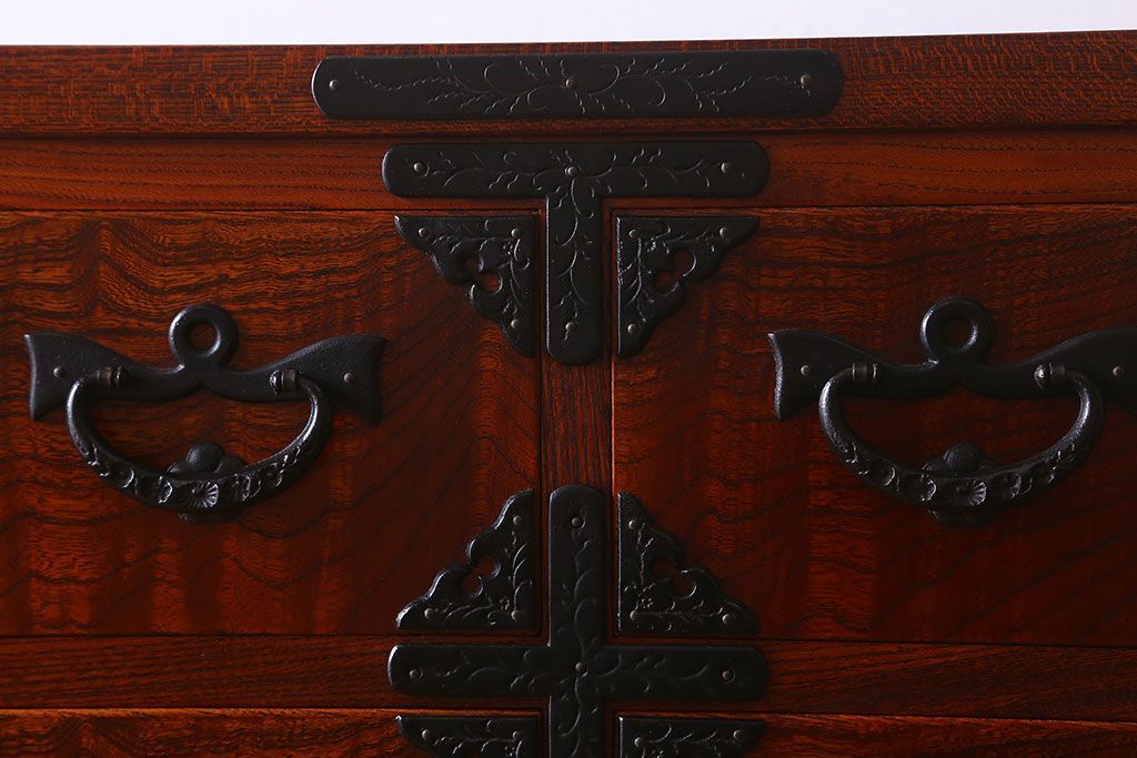 中古 伝統民芸家具 岩谷堂 衣装箪笥(2)