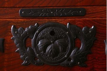 中古 伝統民芸家具 岩谷堂 衣装箪笥(2)