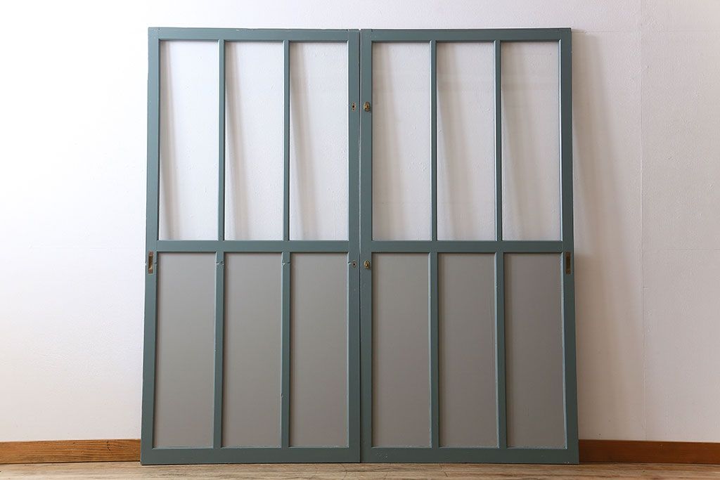 くすんだグリーン×グレーペイント!おしゃれなガラス戸2枚セット