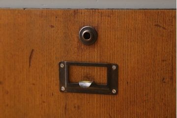 アンティーク家具　7杯引き出し付き!和製アンティークのペイント収納棚(戸棚)