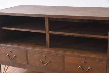 アンティーク家具　総桐材製!シンプルな鉄脚付きローボード