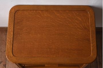 ヴィンテージ家具　イギリスビンテージ　オーク材製ソーイングテーブル(サイドテーブル)