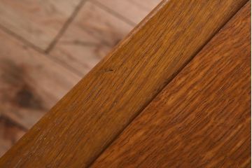 ヴィンテージ家具　イギリスビンテージ　オーク材製ソーイングテーブル(サイドテーブル)