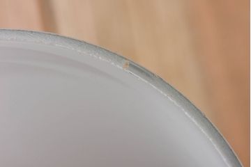 アンティーク　古い吊り下げ天井照明　白いガラスシェード(1)