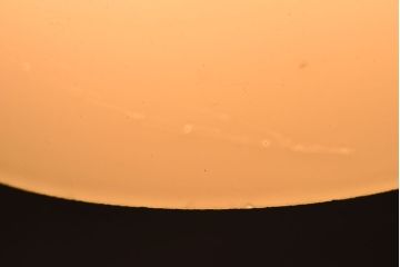 アンティーク　古い吊り下げ天井照明　白いガラスシェード(2)