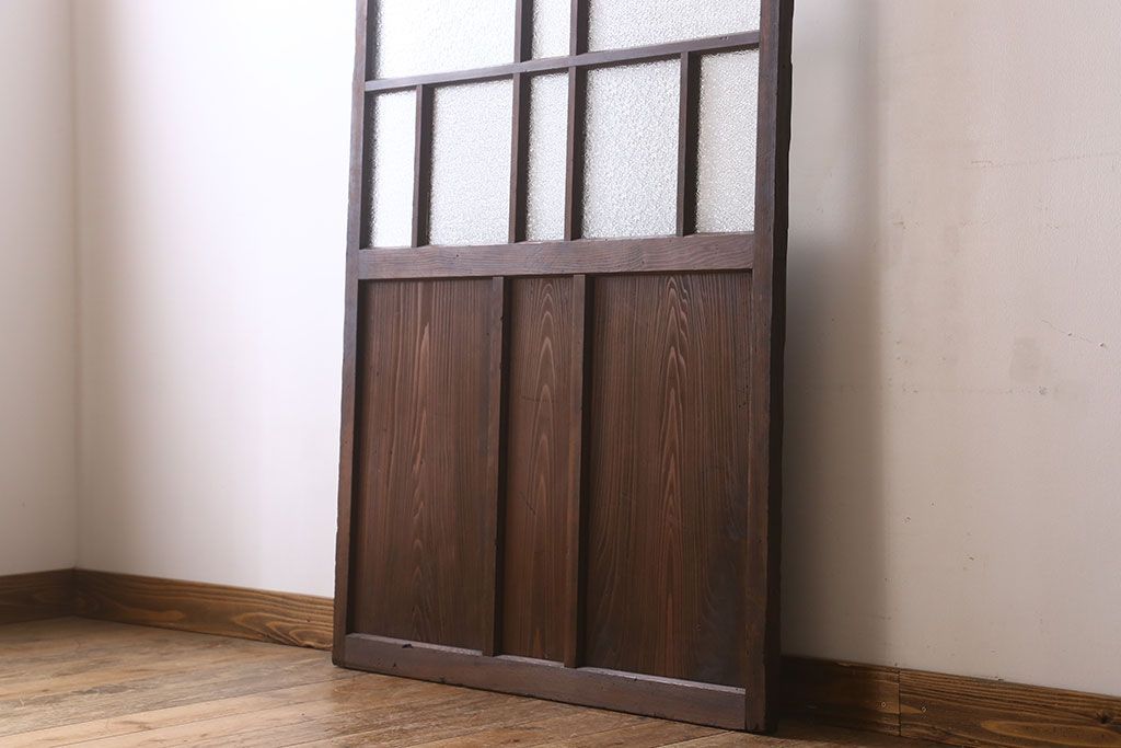 和製アンティーク　ダイヤガラス入り!おしゃれなデザインのガラス戸