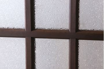 和製アンティーク　ダイヤガラス入り!おしゃれなデザインのガラス戸