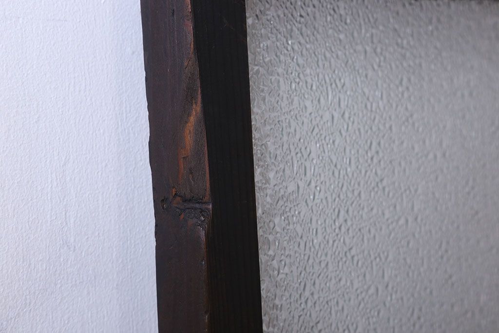 和製アンティーク　ダイヤガラス入り!おしゃれなデザインのガラス戸