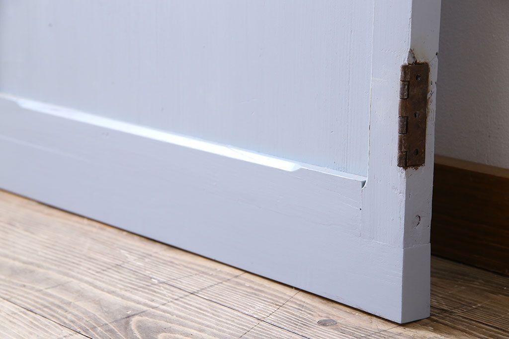 モール・すりガラス入り!おしゃれなペイントドア