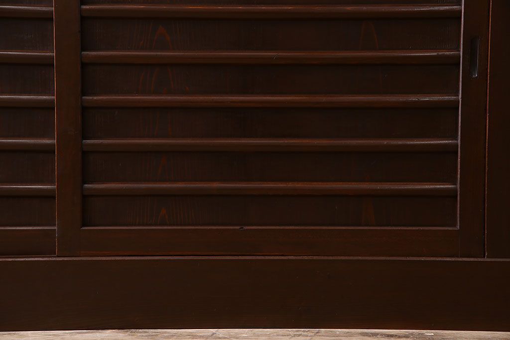 アンティーク家具　上品な和製アンティークの昇り引き出し付き水屋箪笥サイドボード　6尺