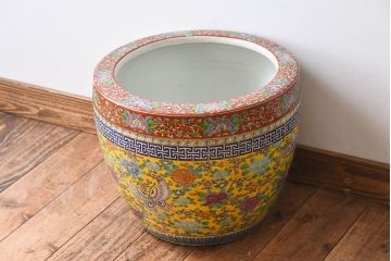 アンティーク雑貨　和製アンティーク　特大!鮮やかな十錦手火鉢　蝶の図(鉢カバー、メダカ鉢、めだか)(R-024004)
