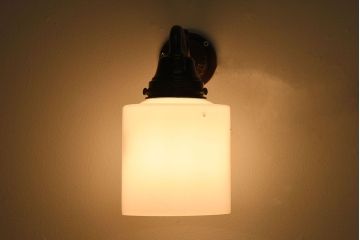 和製アンティーク　シンプルでおしゃれな古い壁掛け照明