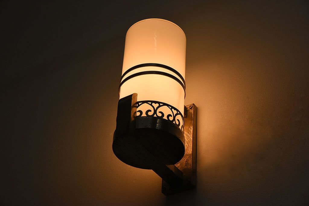 昭和レトロ　シンプルなアンティーク壁掛け照明(2)