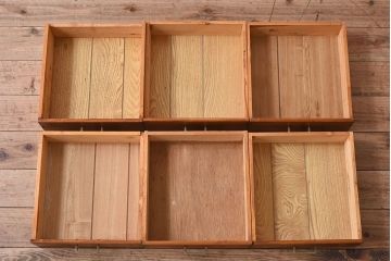 中古　手作り　シンプルな縦型小引き出し