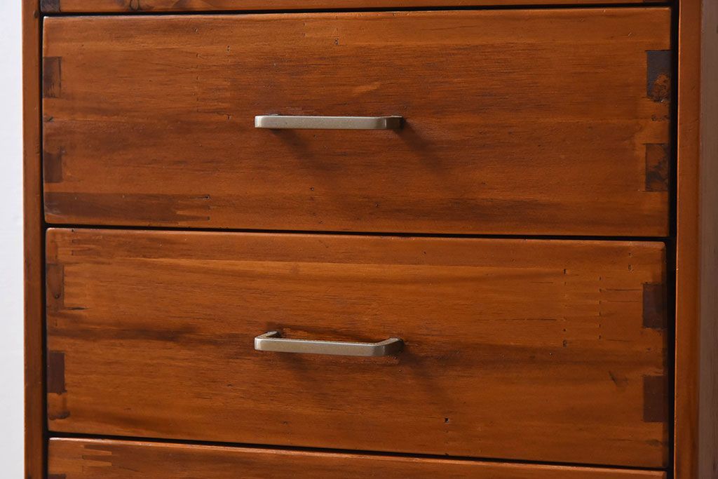 中古　手作り　シンプルな縦型小引き出し