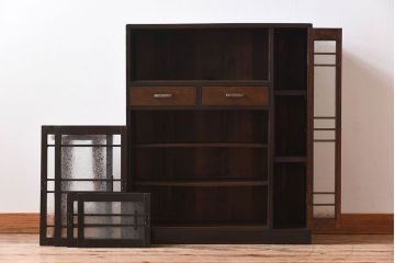 アンティーク家具　結霜ガラス入り!古い木製の収納棚(下駄箱)